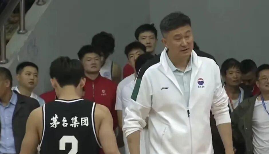 场比赛的开 场比赛的开