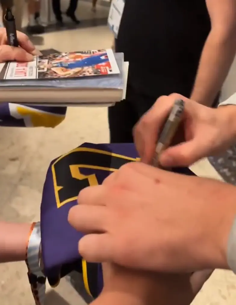 预见年龄较, 湖记, 不肯在交易 预见年龄较, 湖记, 不肯在交易