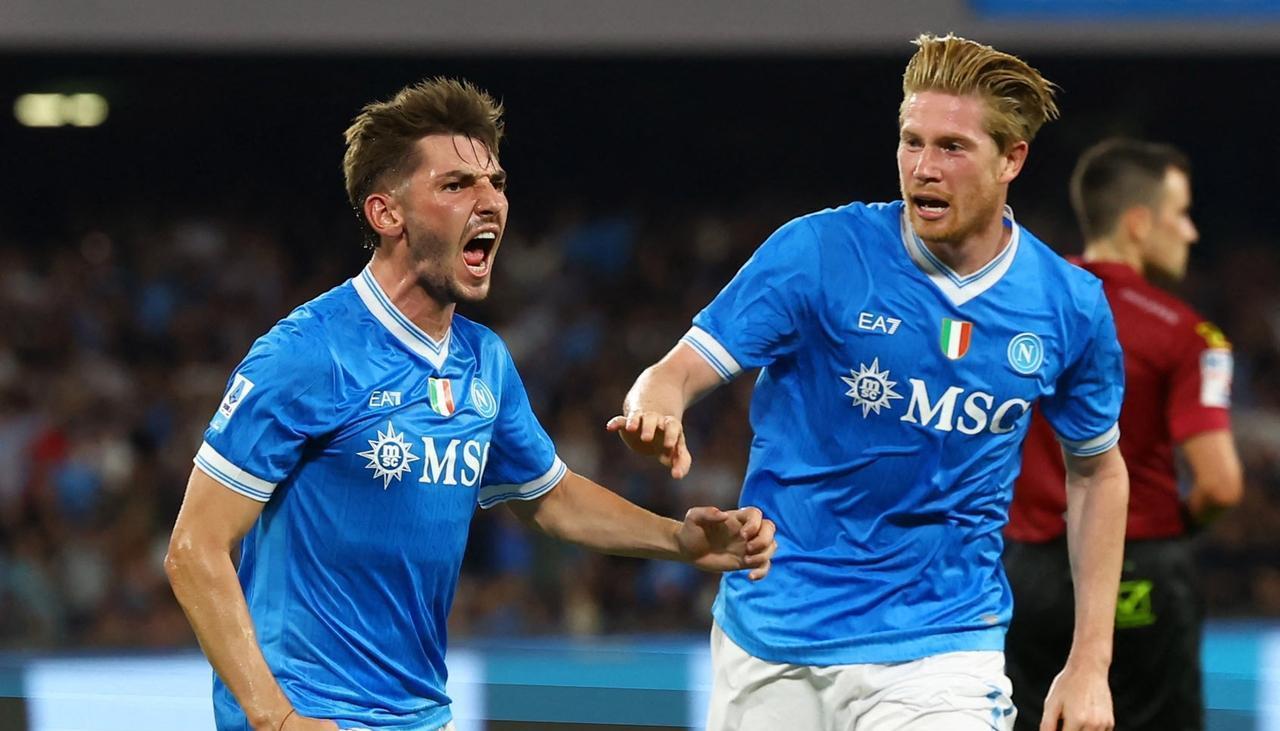 三审, 斯在那 三审, 斯在那