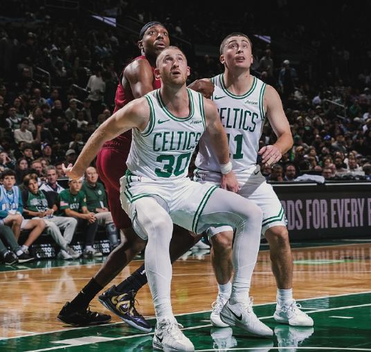 记三分, 布朗 记三分, 布朗